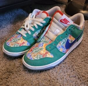 Nike Dunk LowFoam Finger Size 4.5Y